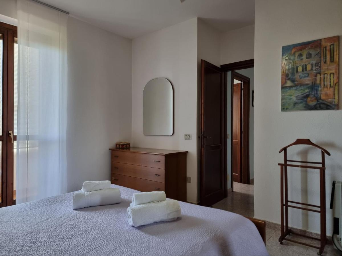 Appartamento Via Toscana Budoni Εξωτερικό φωτογραφία